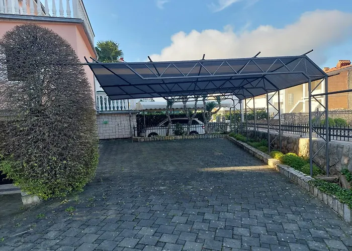 Stella Apartmani Malinska Samoborska 9
