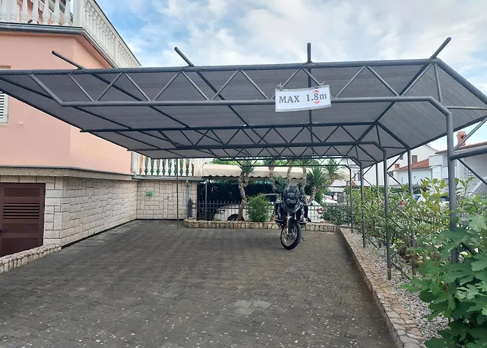 Stella Apartmani Malinska Samoborska 9